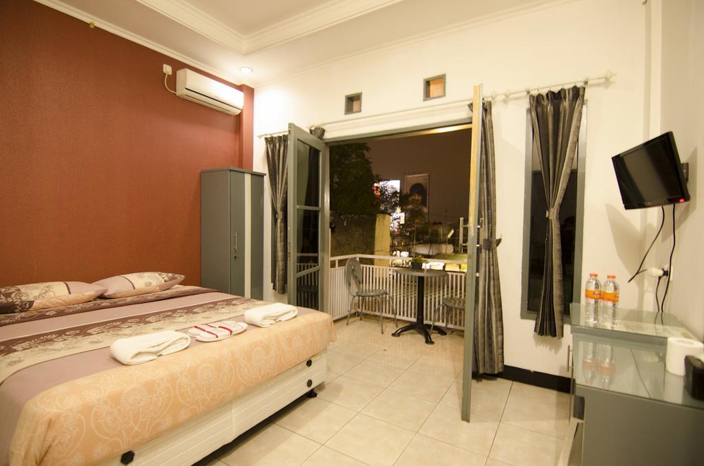 Guest House Salon Fora Gegerkalong Setiabudhi Бандунг Экстерьер фото